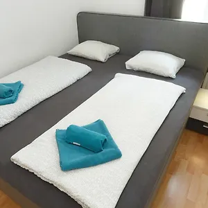  Appartamento In Near Schoenbrunn & Westbahnhof - Keyless Check-in Austria